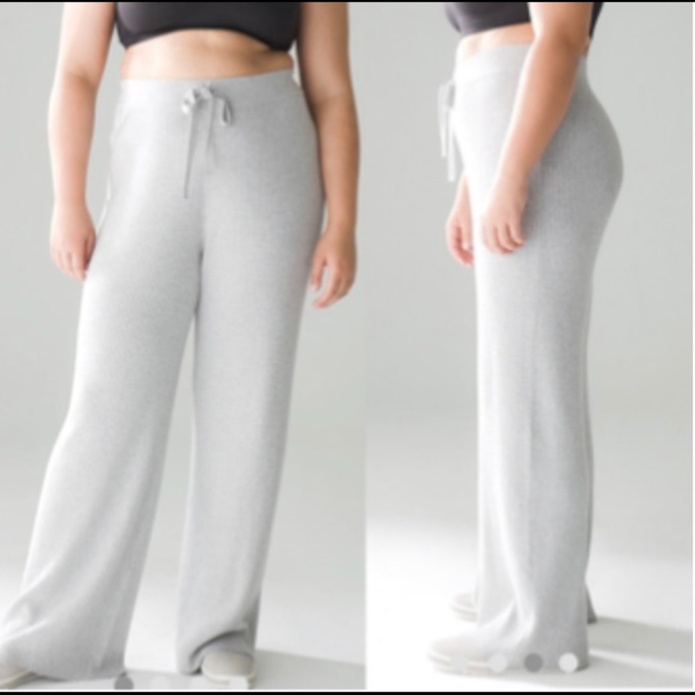 SOMA WKND Supersoft Gray High-Waisted Pants- Size XL